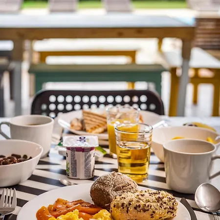 Freesurfcamp Балеал