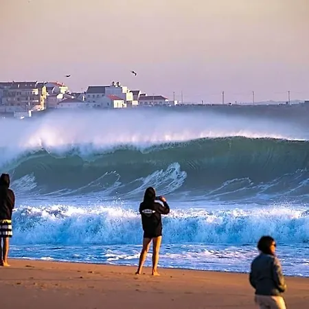 Hostel Freesurfcamp Baleal