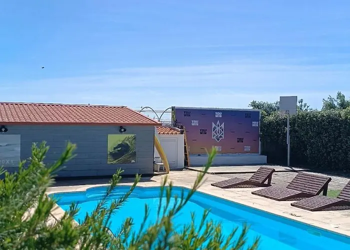 旅馆 Freesurfcamp *