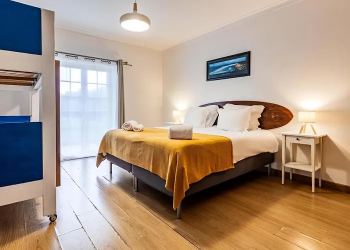 Freesurfcamp 旅馆 *