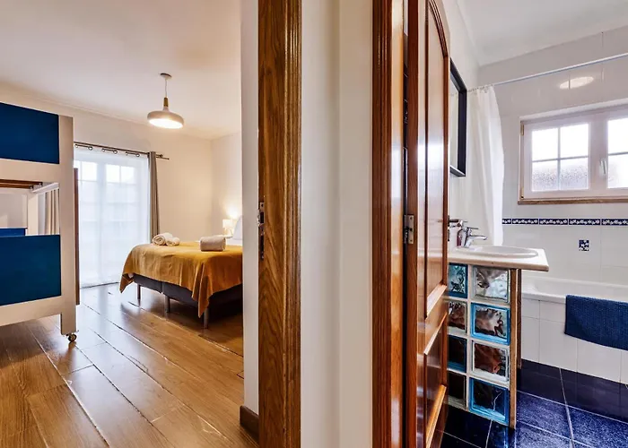 Freesurfcamp 旅馆 *